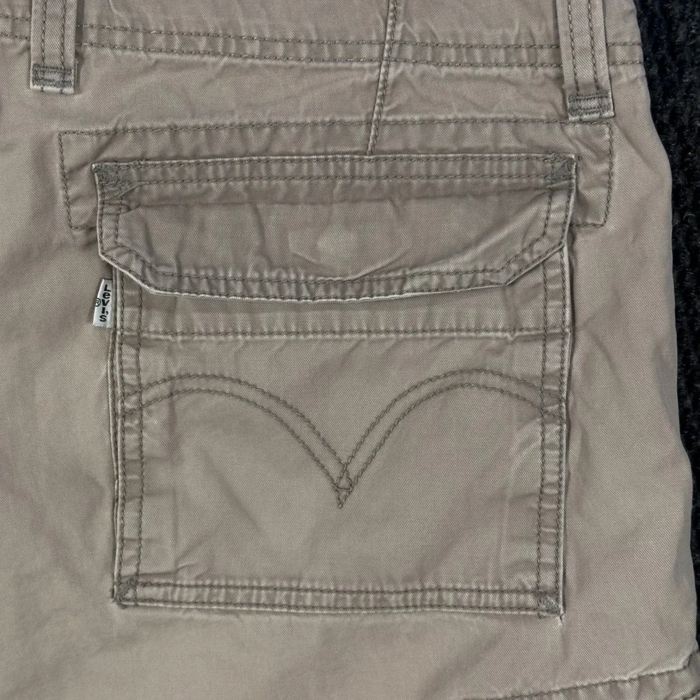 Levis Y2K Cargo Shorts Men 36 Tan Khaki 10